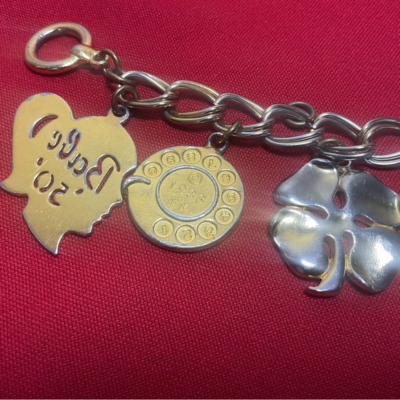 Vintage 1980s Gold-Tone Charm Bracelet – Poodle, Record, Rotary Phone, Clover - Picture 9 of 9